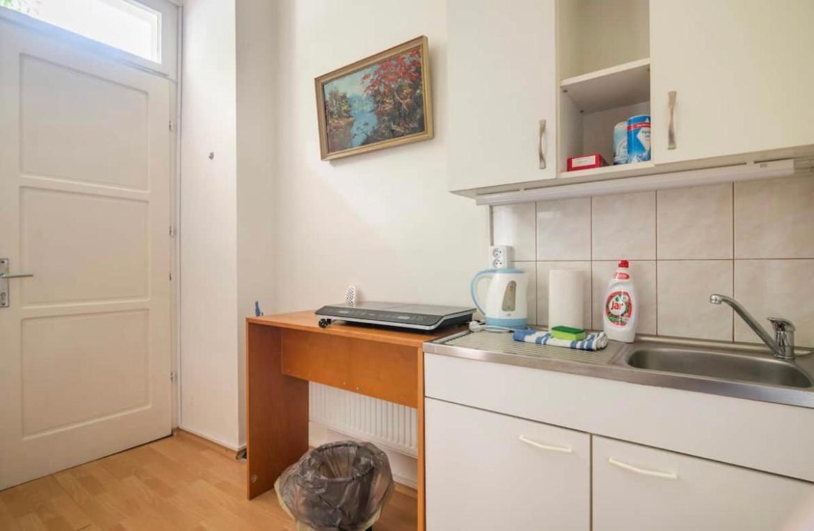 Apartment Stepanska Прага Екстериор снимка