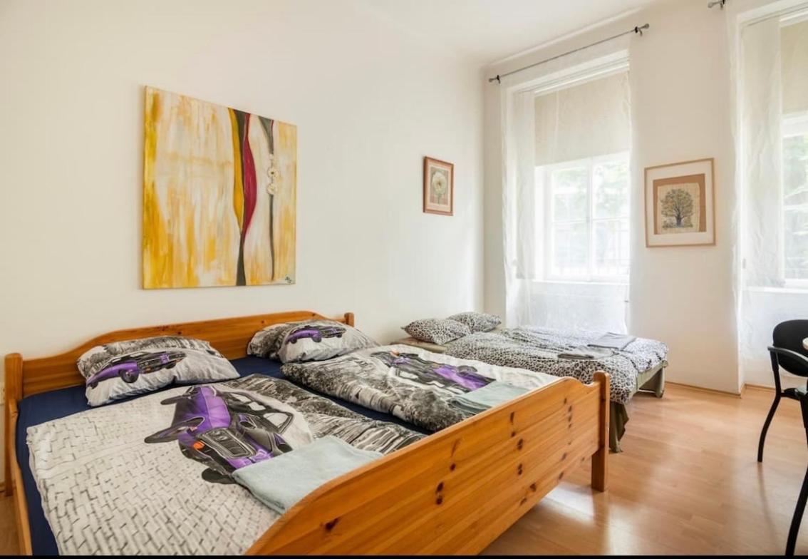 Apartment Stepanska Прага Екстериор снимка