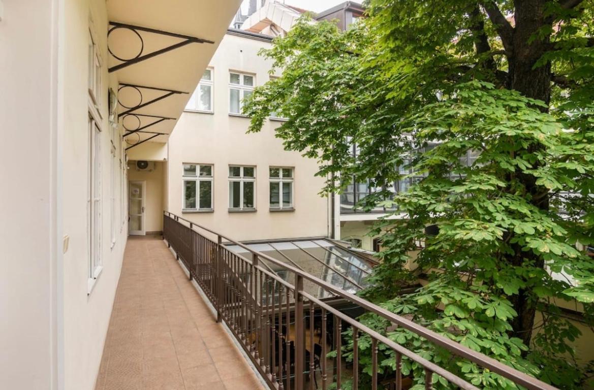 Apartment Stepanska Прага Екстериор снимка