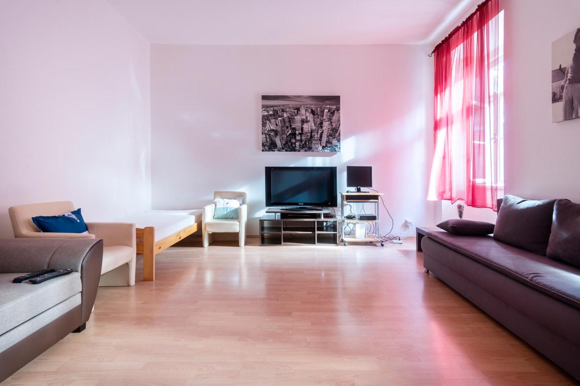 Apartment Stepanska Прага Екстериор снимка