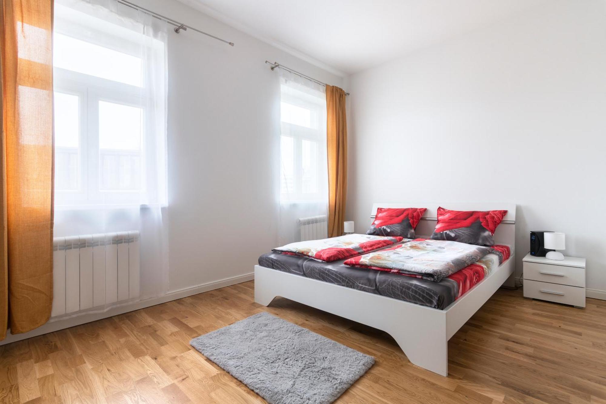 Apartment Stepanska Прага Екстериор снимка