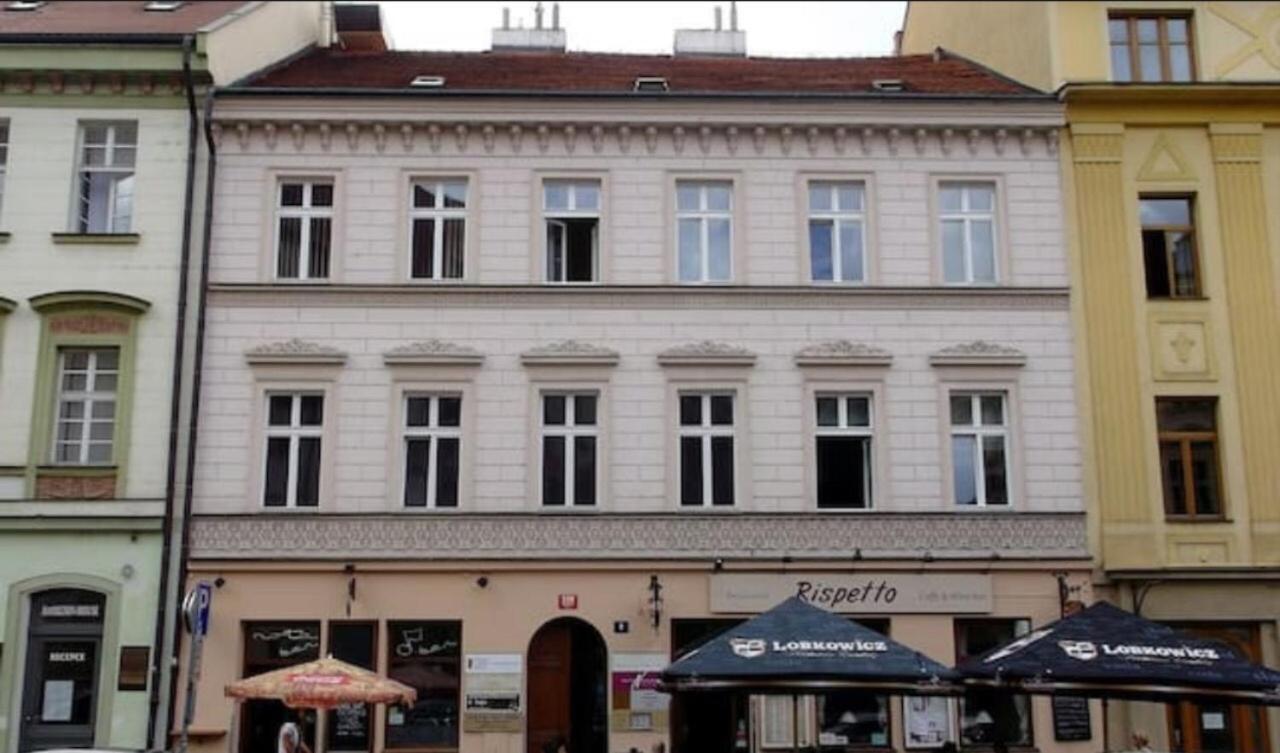 Apartment Stepanska Прага Екстериор снимка
